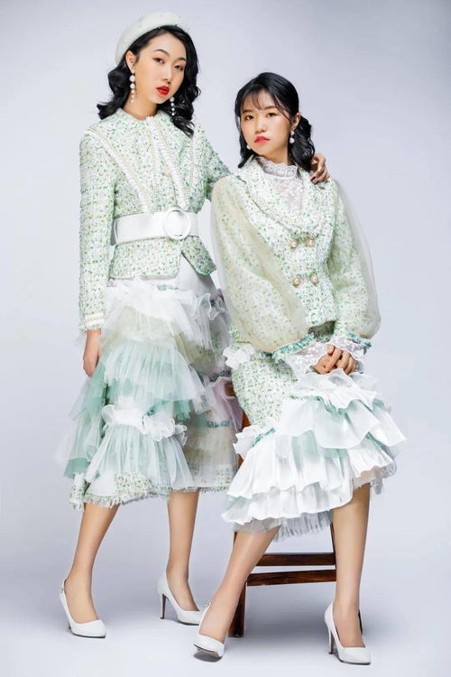 “經(jīng)緯織夢”——樂山師范學(xué)院美術(shù)學(xué)院2020屆服裝與服飾設(shè)計(jì)專業(yè)畢業(yè)作品展之紡織品篇