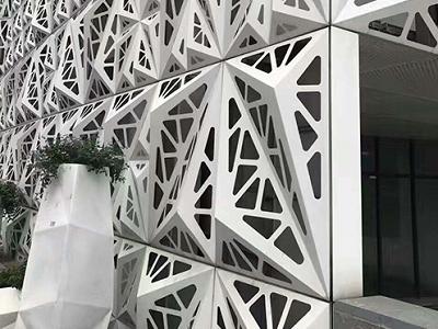 歐鎂雕花鋁單板 現代建筑外墻裝飾的鏤空美學之選